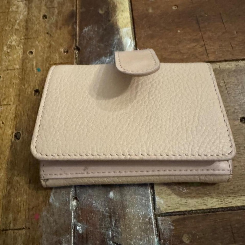 Grande Women Pebbled Leather Tri-Fold Wallet Blush Pink Snap Closure Compact